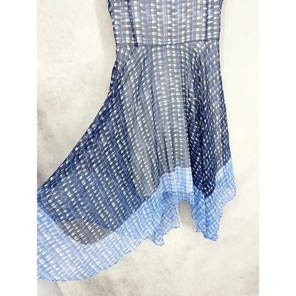 Maggy London Blue White Ombre Check Sleeveless Handkerchief Hem Dress Size 6 - Picture 3 of 10